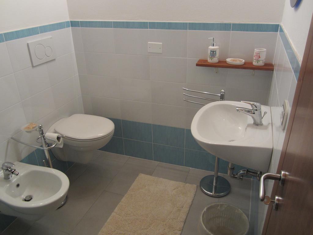 Agriturismo Perugini Bed and Breakfast Τσεζένα Δωμάτιο φωτογραφία